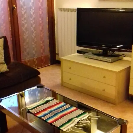 Prestigioso Con Piscina Appartement