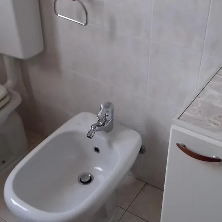 Prestigioso Con Piscina Appartement *