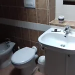 דירה Prestigioso Con Piscina לאזיסה
